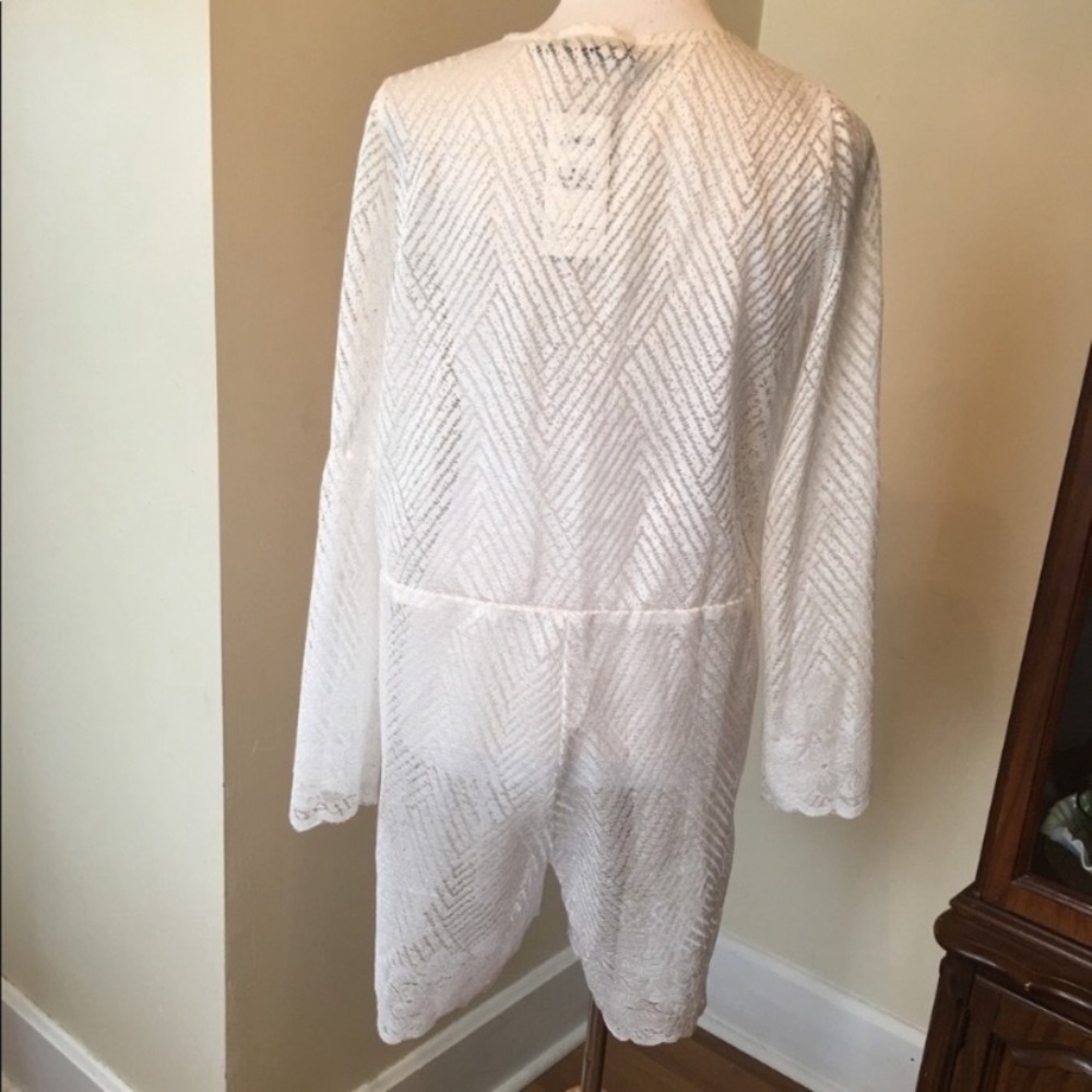 Highness Lace Coverup - Picture 2 of 8
